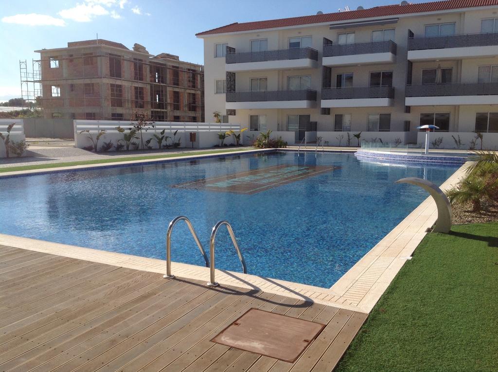 Apartment Helena Paralimni Eksteriør billede